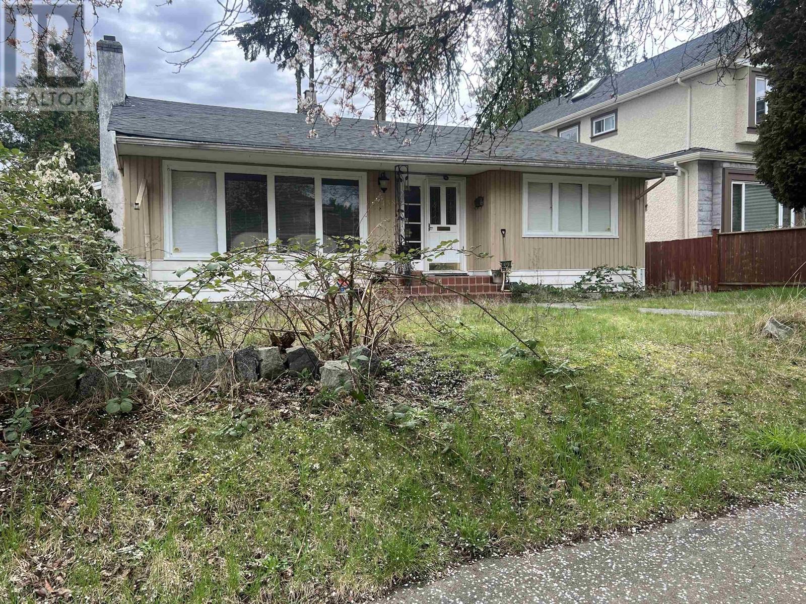 438 W 45TH AVENUE, Vancouver