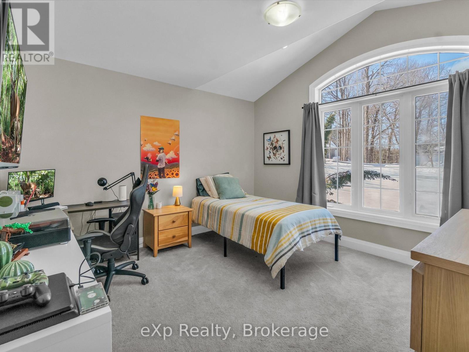 184 Maple Heights Drive, Gravenhurst, Ontario  P1P 1R1 - Photo 16 - X12043382