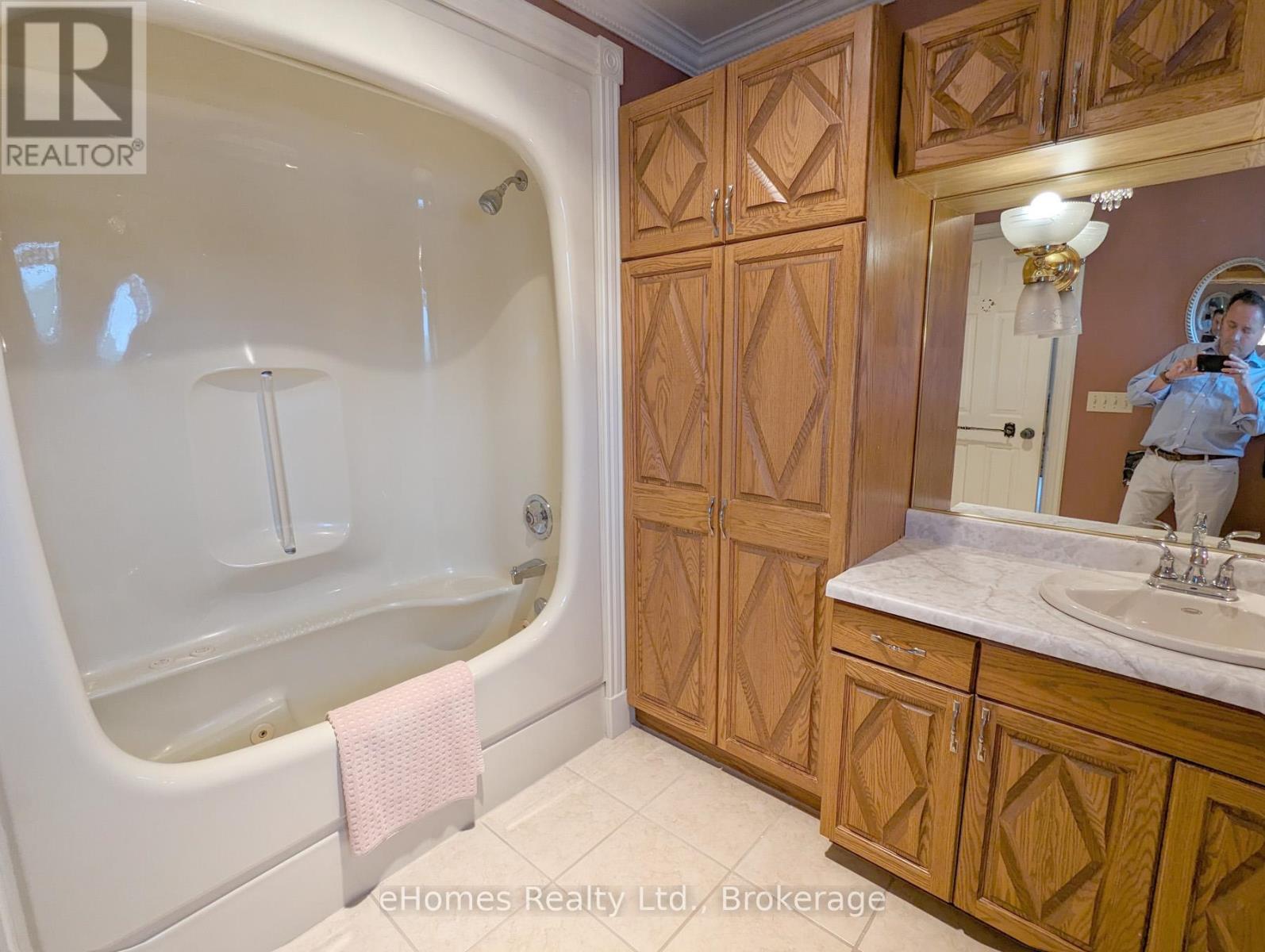 415 4th Street E, Owen Sound, Ontario  N4K 1A9 - Photo 33 - X12043420