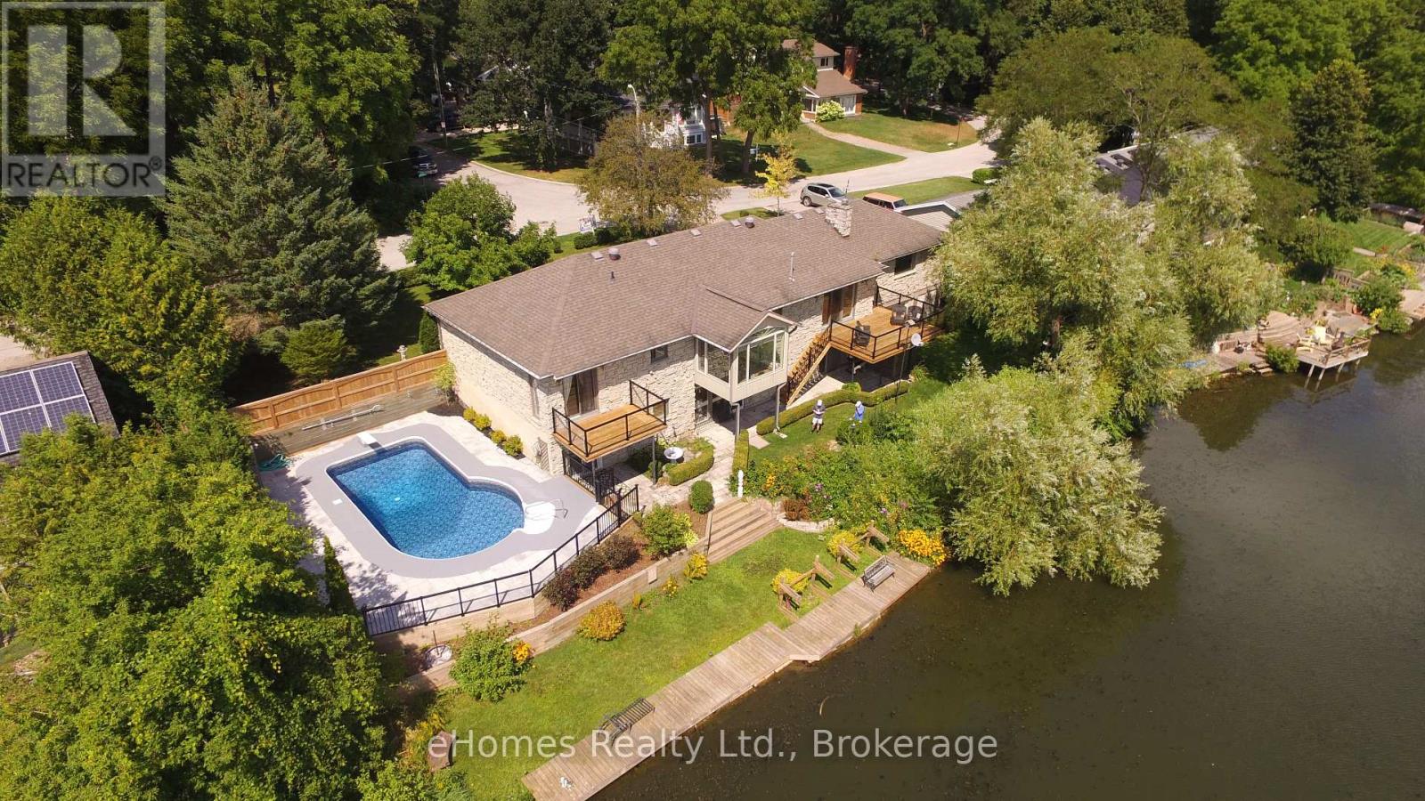 415 4th Street E, Owen Sound, Ontario  N4K 1A9 - Photo 4 - X12043420