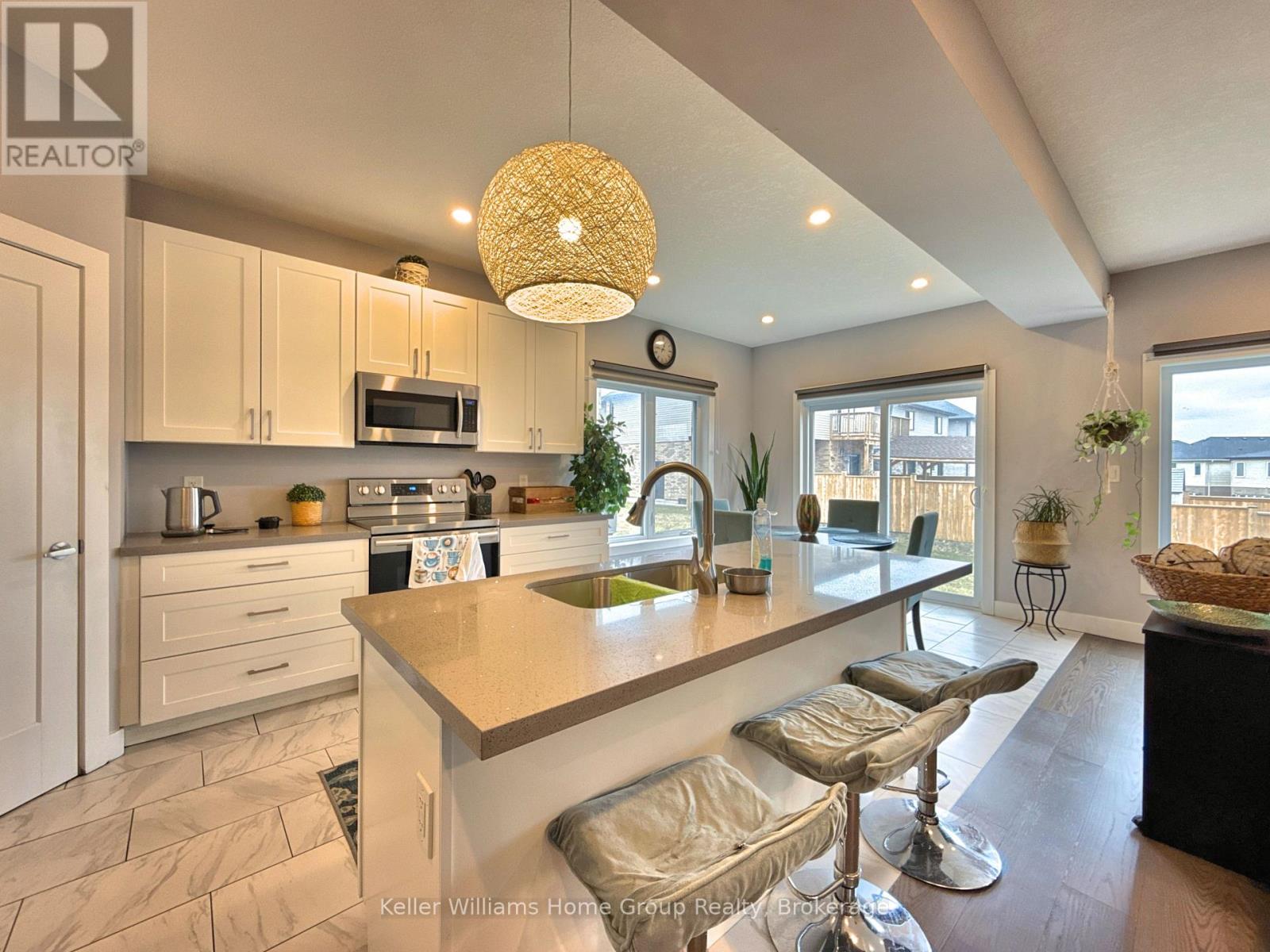 2938 Doyle Drive, London South, Ontario  N6M 0G8 - Photo 10 - X12043469