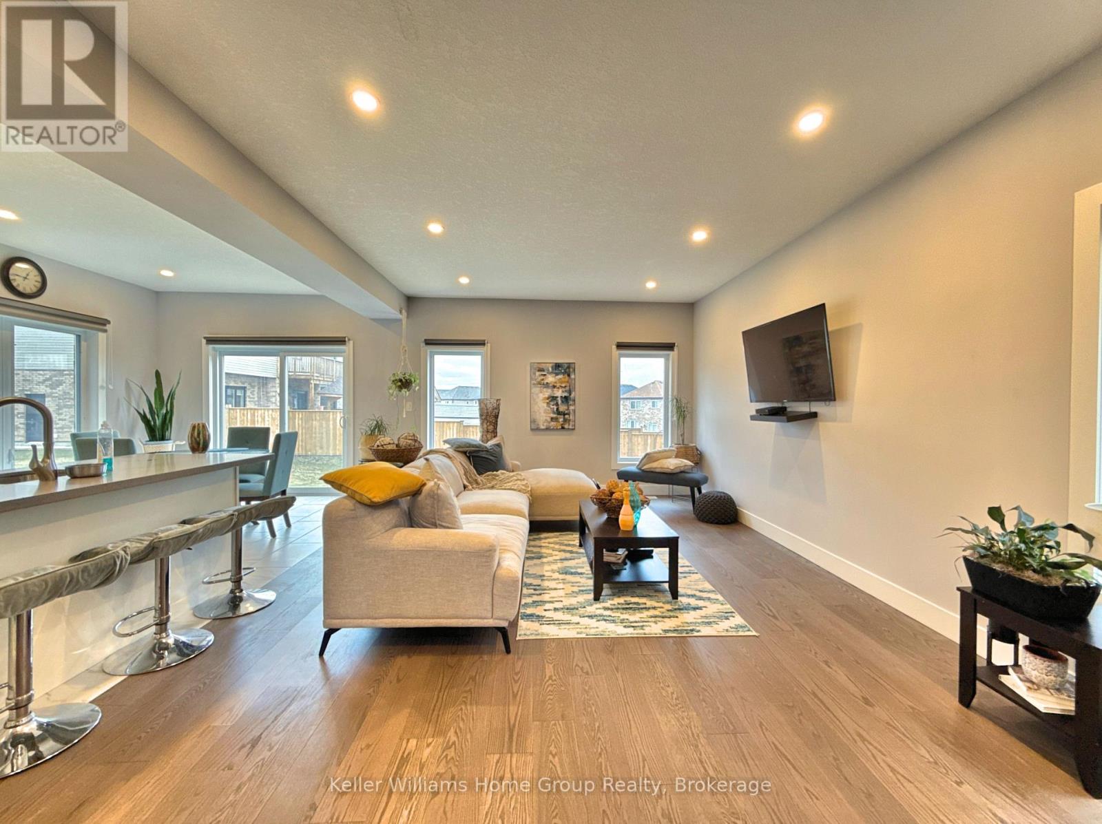 2938 Doyle Drive, London South, Ontario  N6M 0G8 - Photo 13 - X12043469