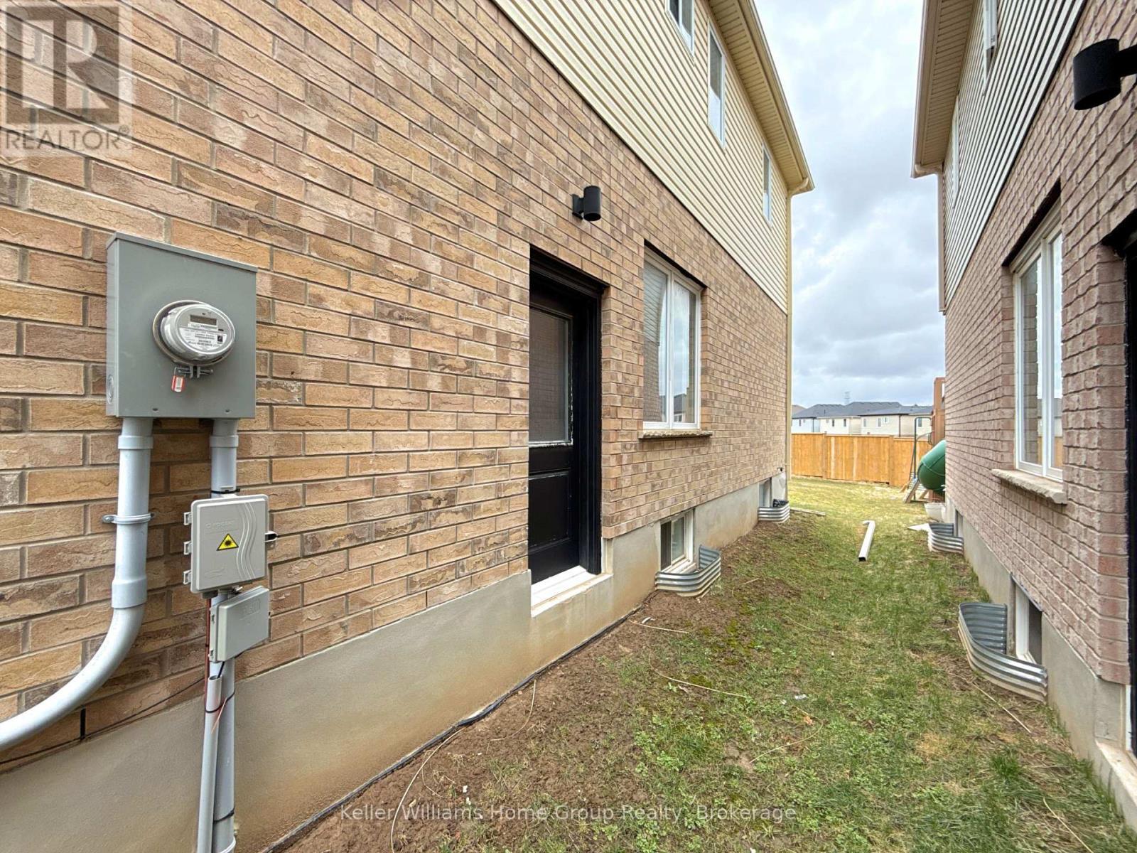 Property at 2938 DOYLE DRIVE image 5
