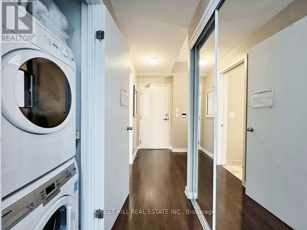 Property at 6005 - 14 YORK STREET image 5