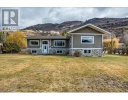 8480 Highway 22a Trail, Trail, Ca