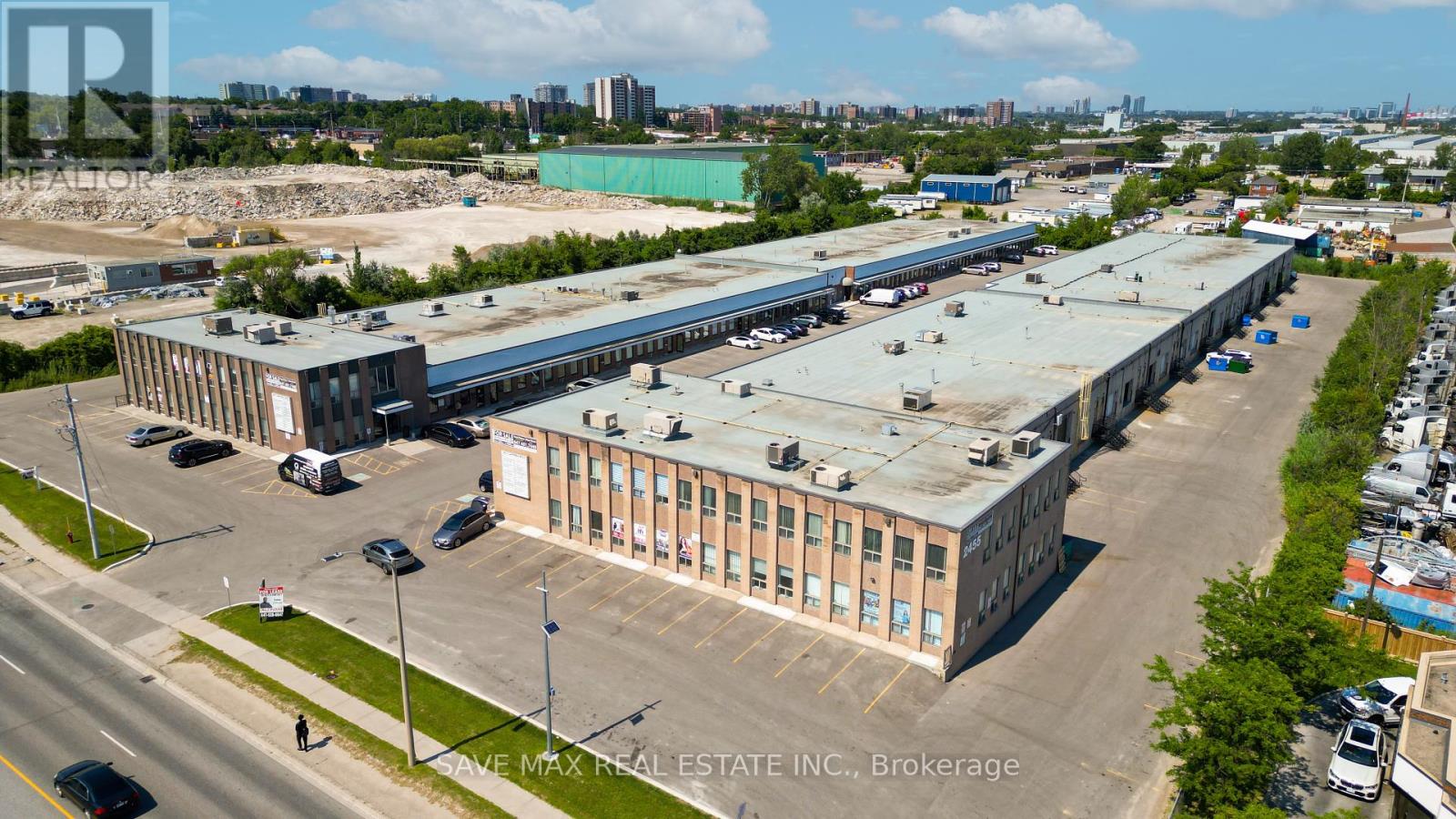 82 - 2455 CAWTHRA ROAD, Mississauga, Ontario