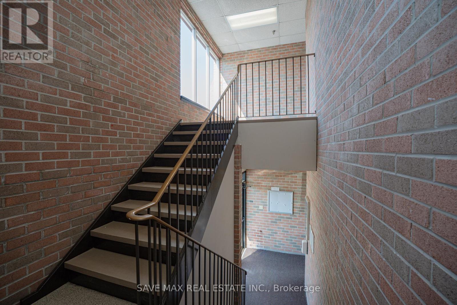 79 - 2455 Cawthra Road, Mississauga, Ontario  L5A 3P1 - Photo 13 - W12043006