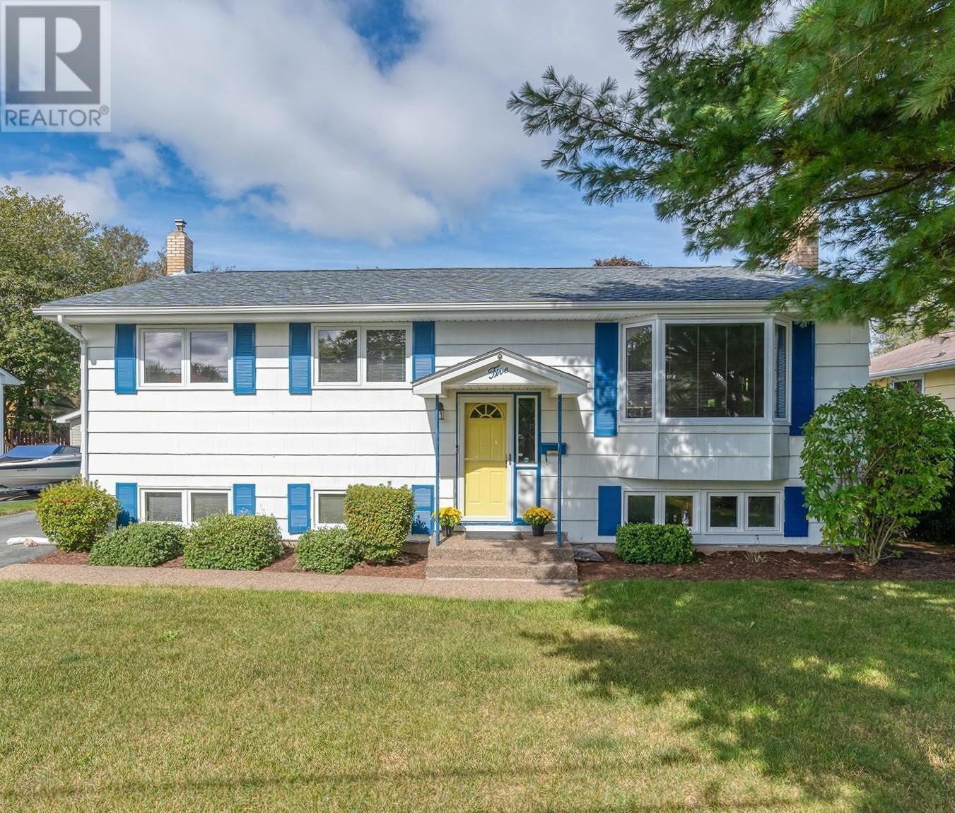 5 Swan Crescent, halifax, Nova Scotia