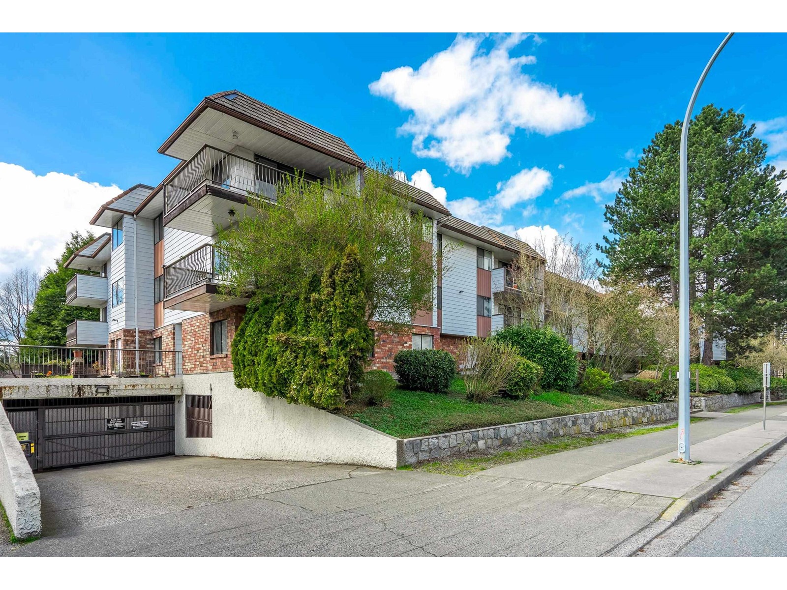 Property at 206 7473 140 STREET image 2