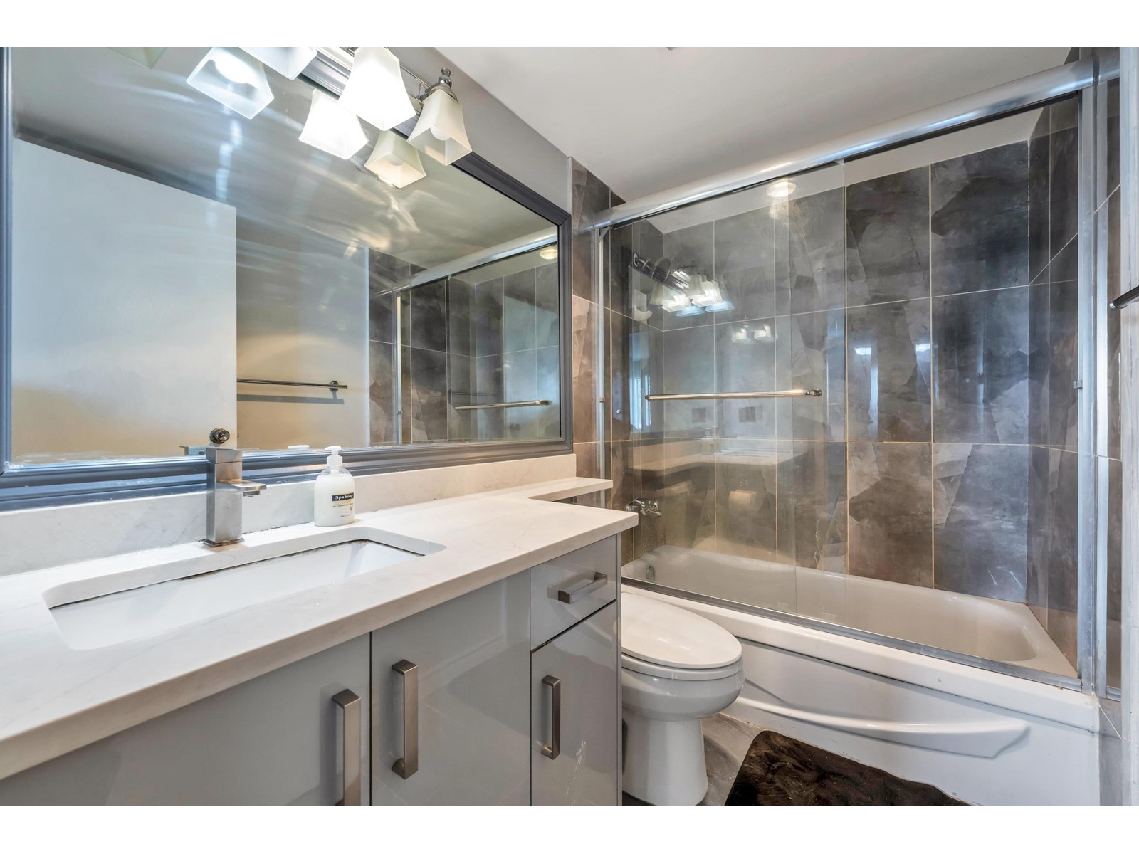 206 7473 140 Street, Surrey, British Columbia  V3W 6G5 - Photo 18 - R2981870