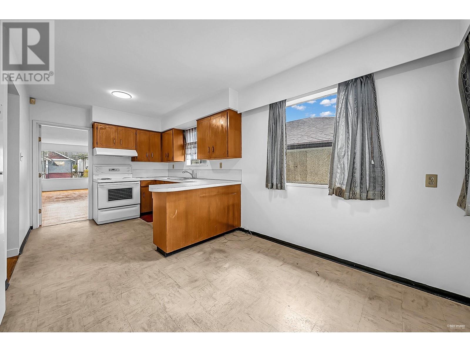 2112 E 8th Avenue, Vancouver, British Columbia  V5N 1V5 - Photo 18 - R2982275