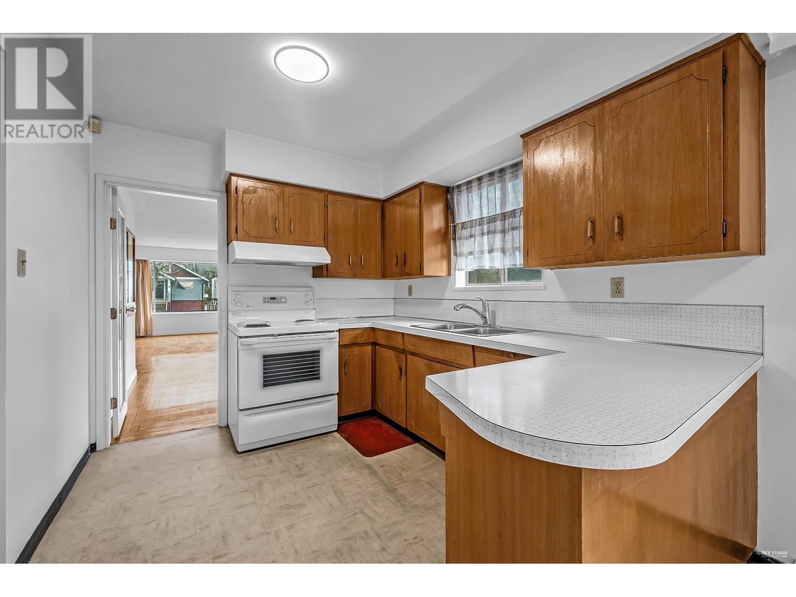 2112 E 8th Avenue, Vancouver, British Columbia  V5N 1V5 - Photo 15 - R2982275