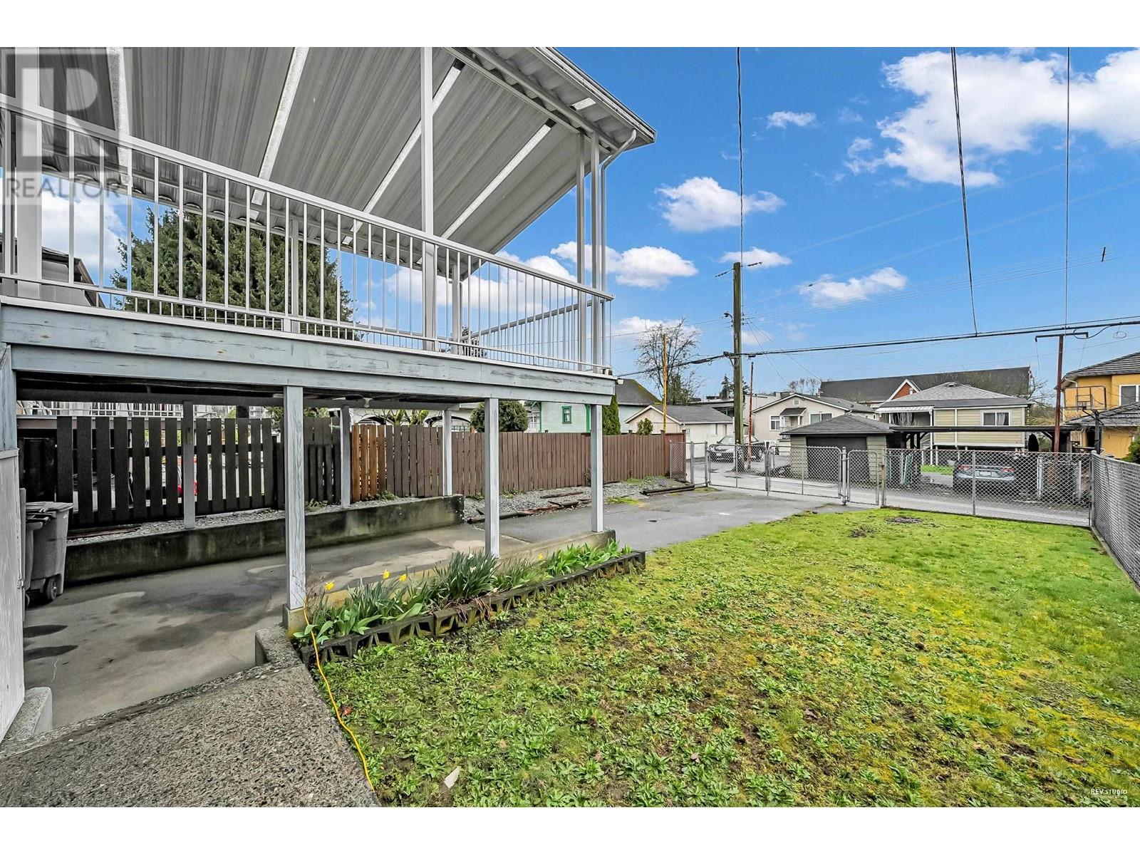 2112 E 8th Avenue, Vancouver, British Columbia  V5N 1V5 - Photo 37 - R2982275