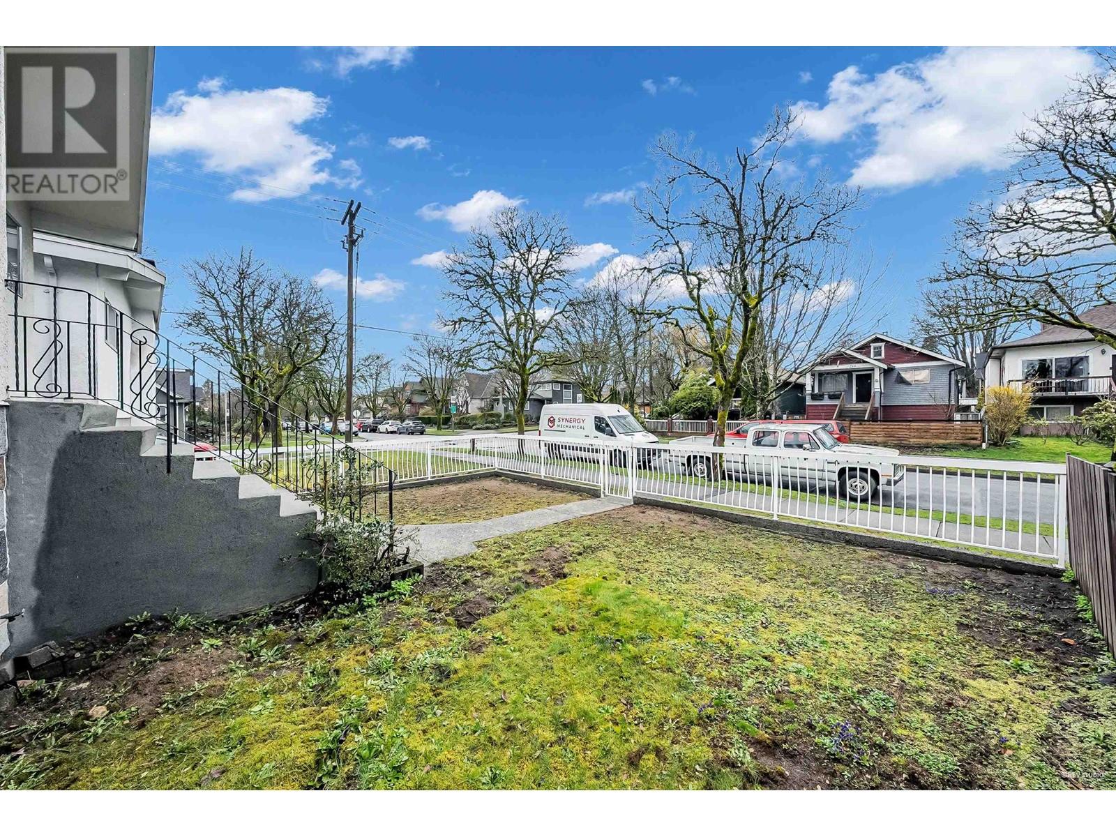 2112 E 8th Avenue, Vancouver, British Columbia  V5N 1V5 - Photo 36 - R2982275