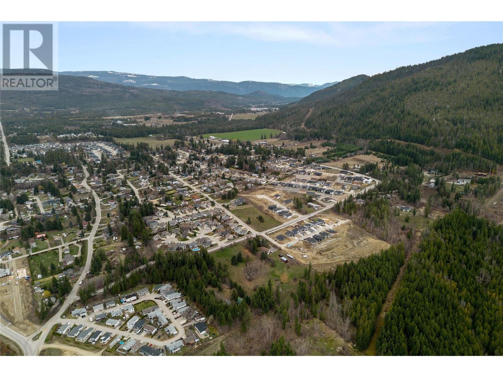 1291 10 Street Se, Salmon Arm, British Columbia  V1E 2R5 - Photo 14 - 10340706