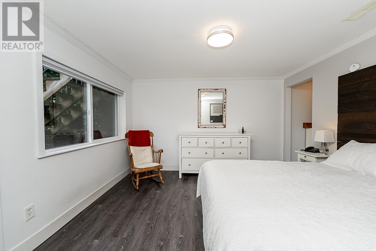 328 E 16th Street, North Vancouver, British Columbia  V7L 2T2 - Photo 18 - R2969640