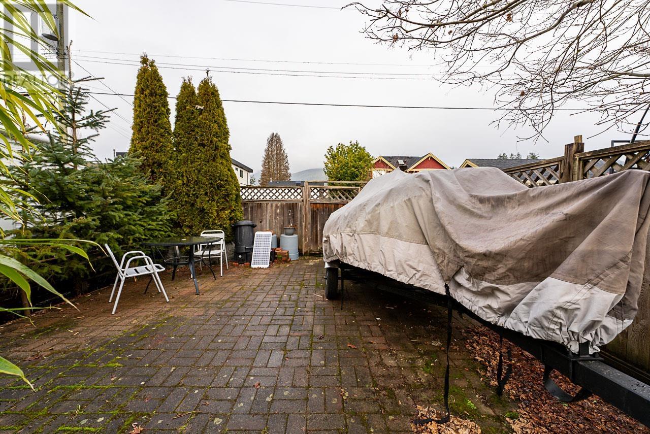 328 E 16th Street, North Vancouver, British Columbia  V7L 2T2 - Photo 28 - R2969640