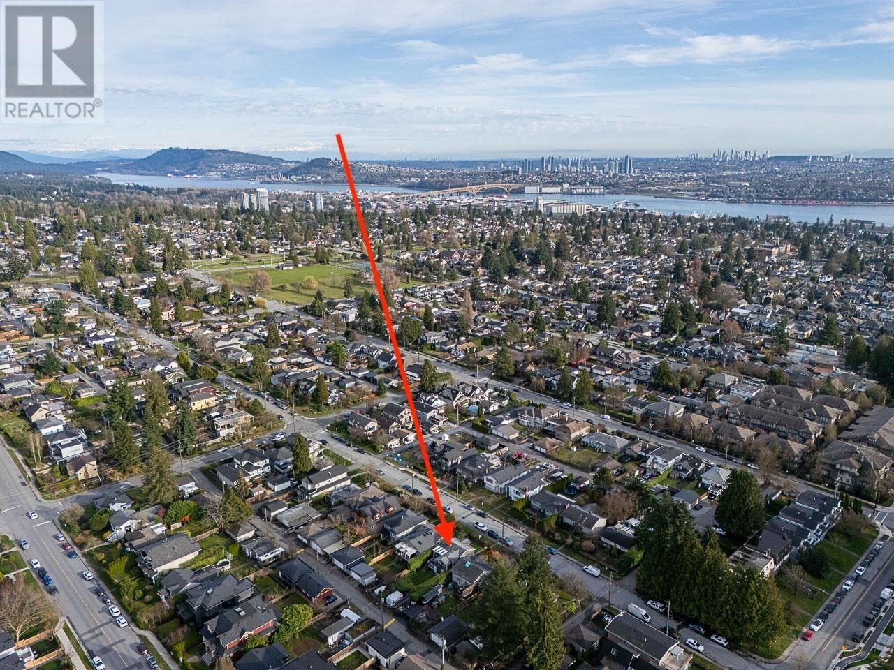 328 E 16th Street, North Vancouver, British Columbia  V7L 2T2 - Photo 37 - R2969640
