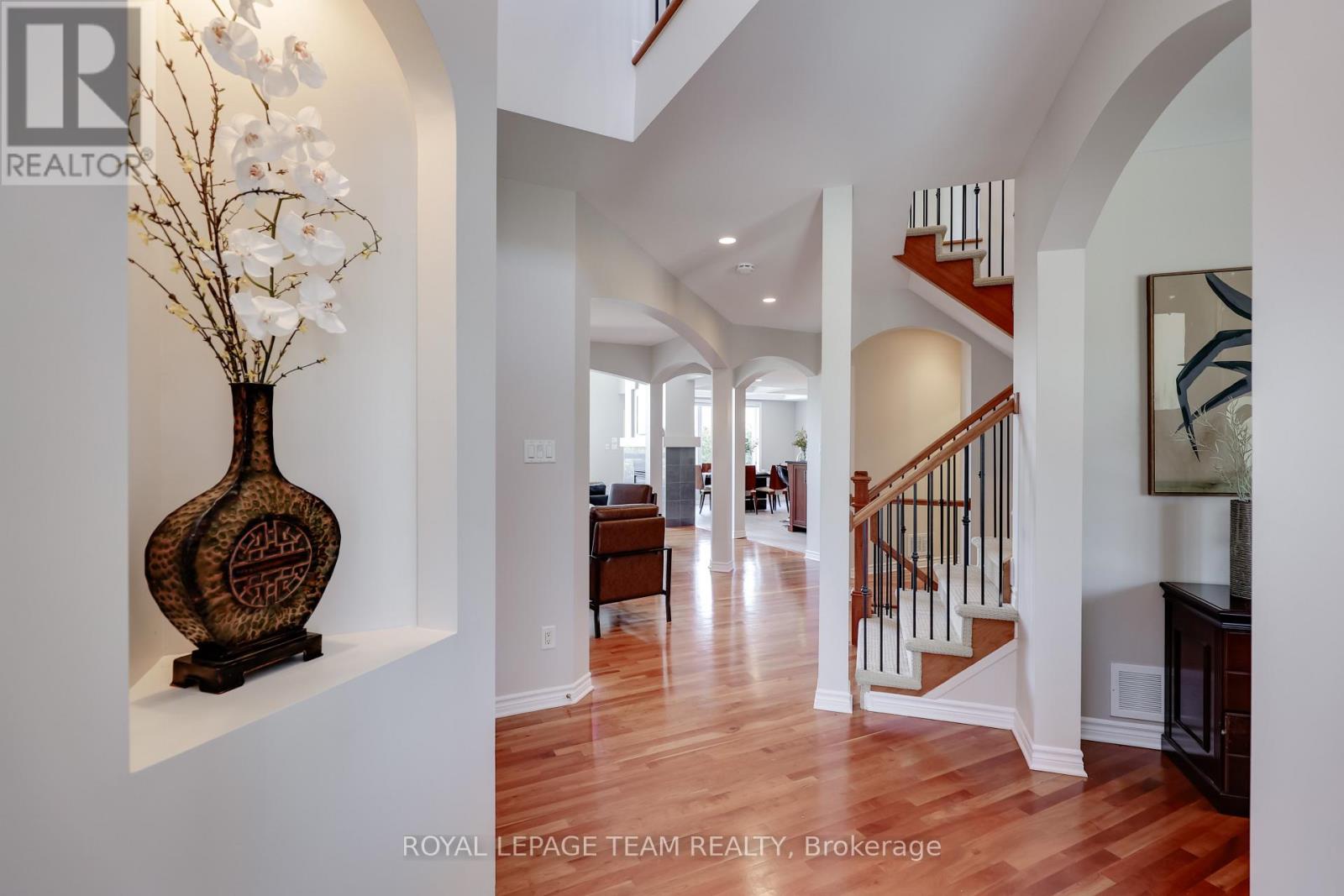 Property at 665 KOCHAR DRIVE image 4