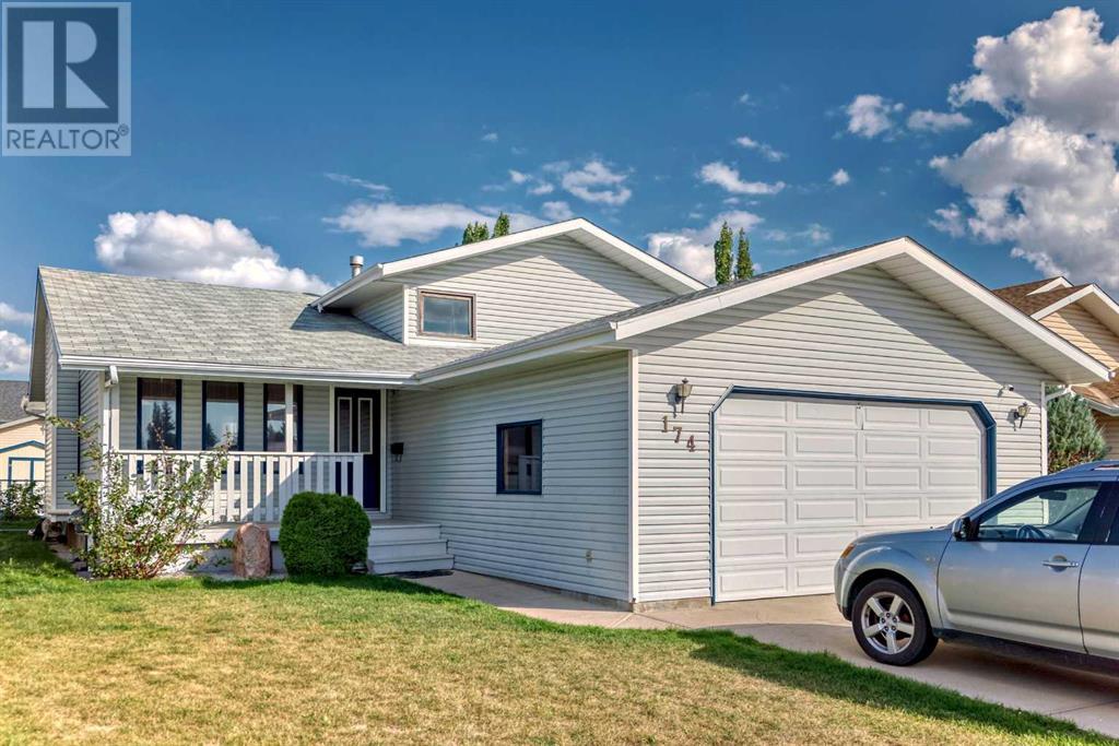 Property at 174 Donnelly Crescent image 1
