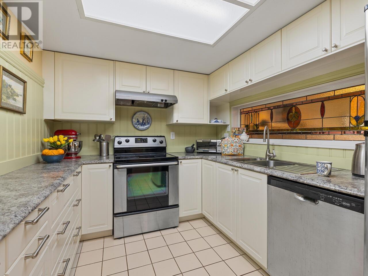 603 220 Eleventh Street, New Westminster, British Columbia  V3M 6N9 - Photo 13 - R2982345