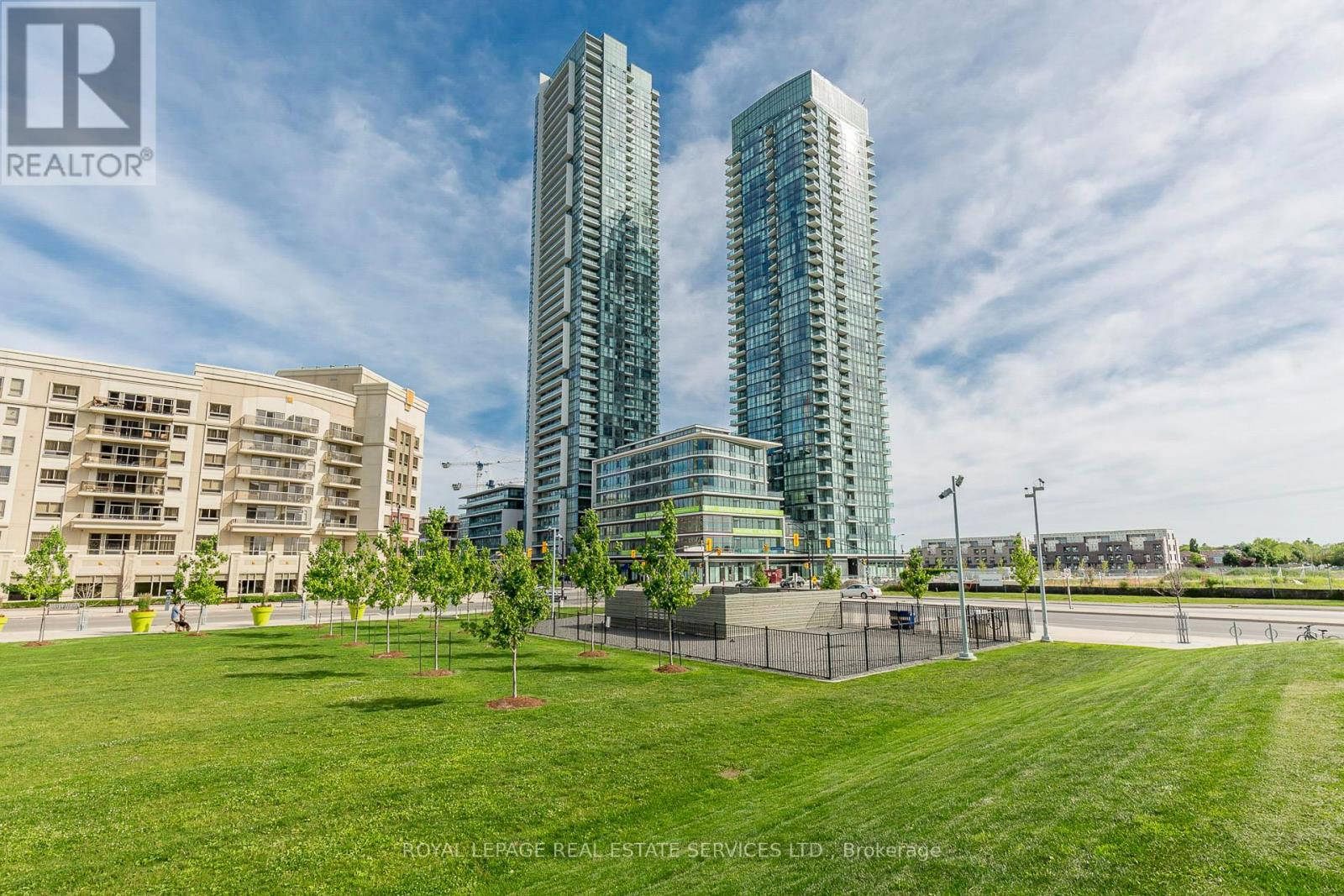 Property at 302 - 4070 CONFEDERATION PARKWAY image 2