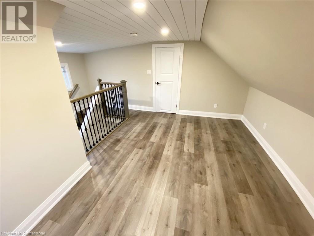 574 Cannon Street E, Hamilton, Ontario  L8L 2G4 - Photo 17 - 40708846