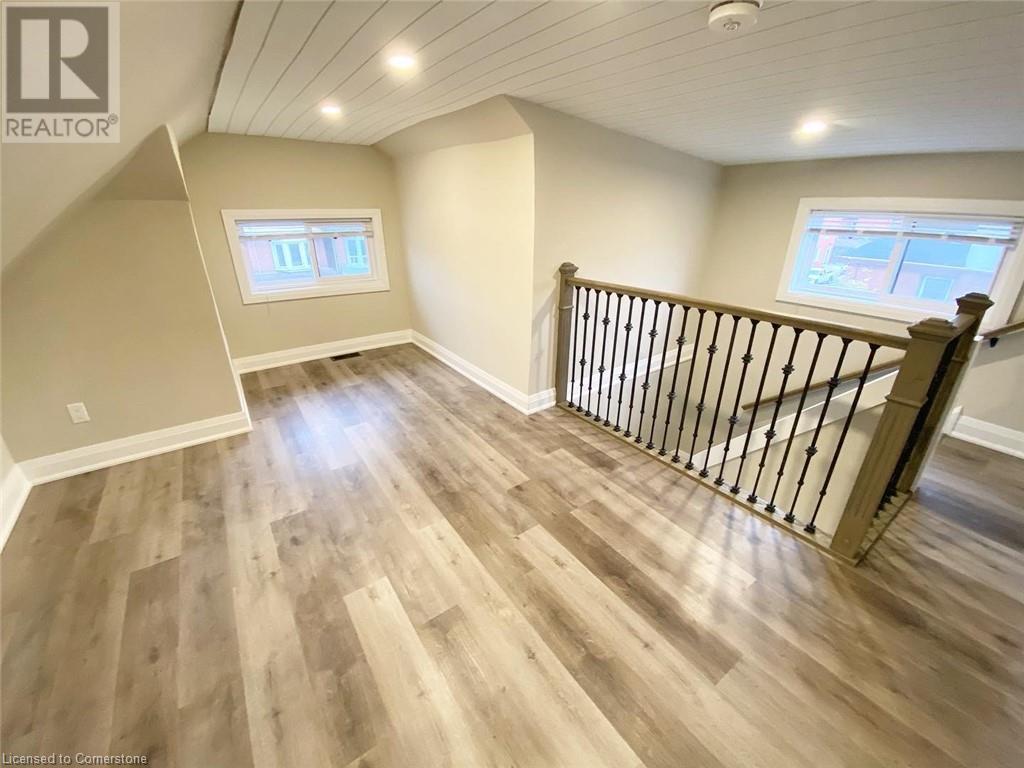 574 Cannon Street E, Hamilton, Ontario  L8L 2G4 - Photo 22 - 40708846