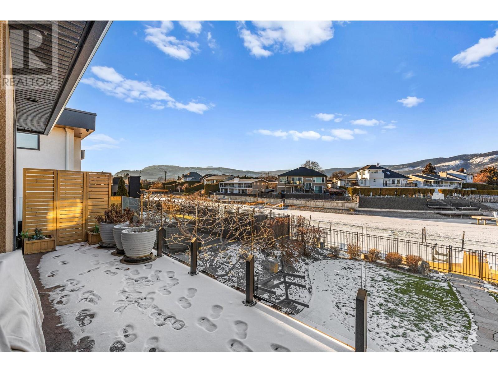 Property at 1678 Pritchard Drive image 4