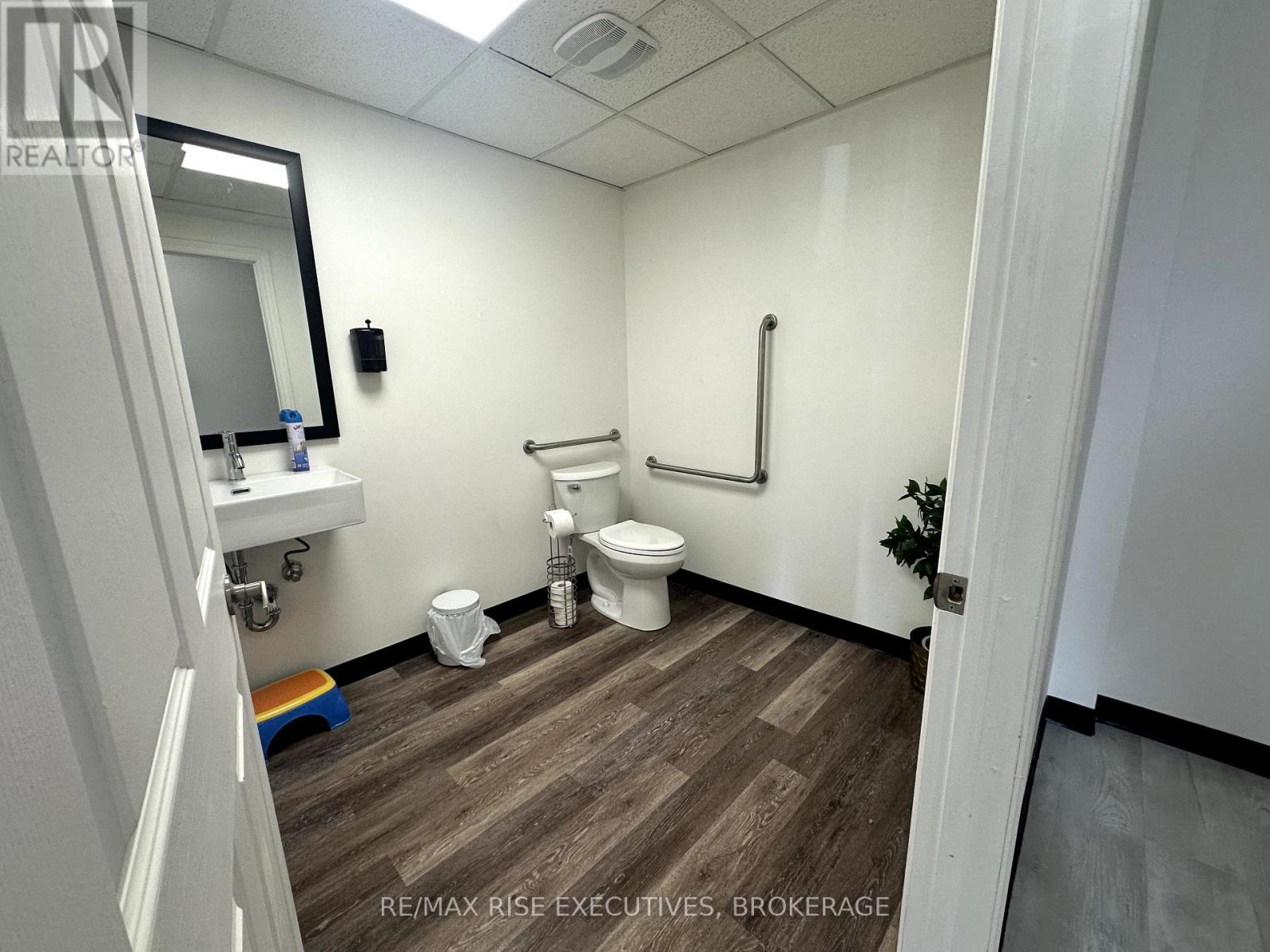 5 - 714 Front Road, Kingston, Ontario  K7M 4L5 - Photo 14 - X12043556