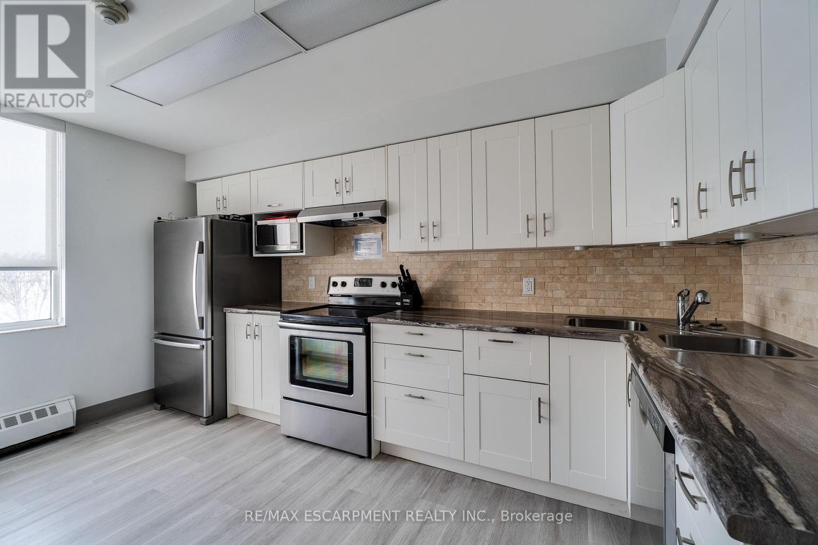 801 - 5280 Lakeshore Road, Burlington, Ontario  L7L 5R1 - Photo 35 - W11989570
