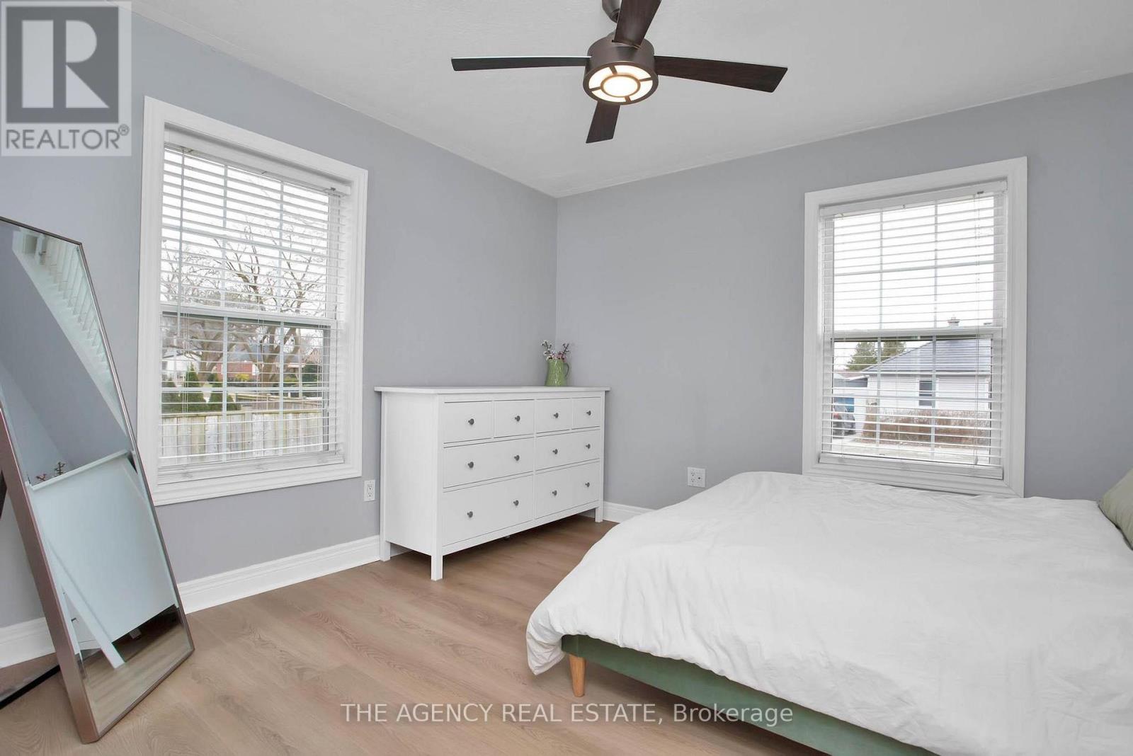 Photo 11 of 25 for 1237 Wilton Avenue