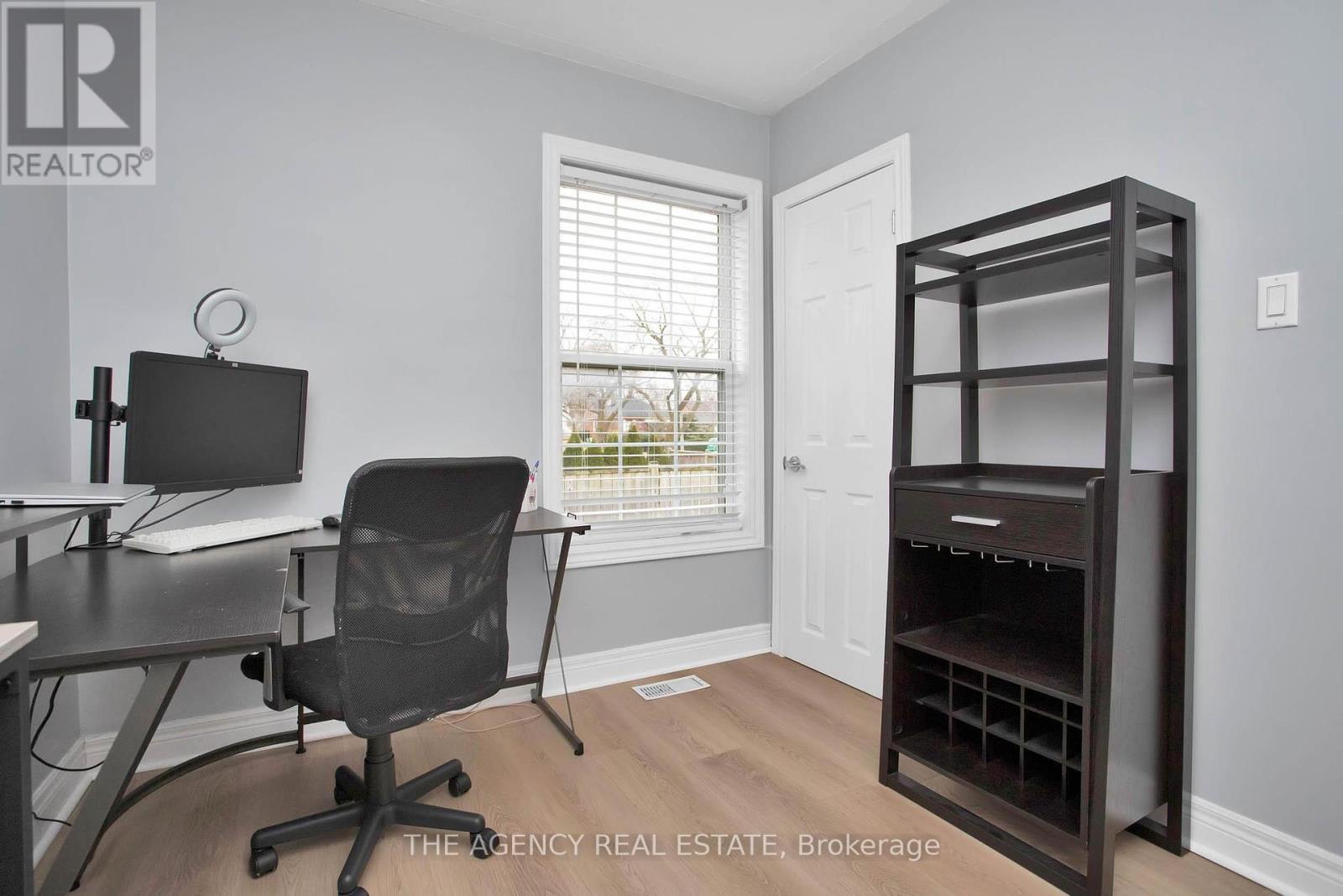 Photo 14 of 25 for 1237 Wilton Avenue