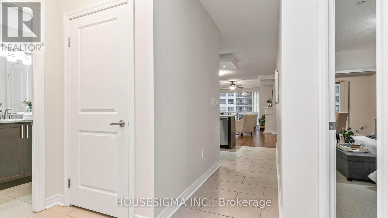 Photo 9 of 40 for 1501 - 330 Ridout Street N