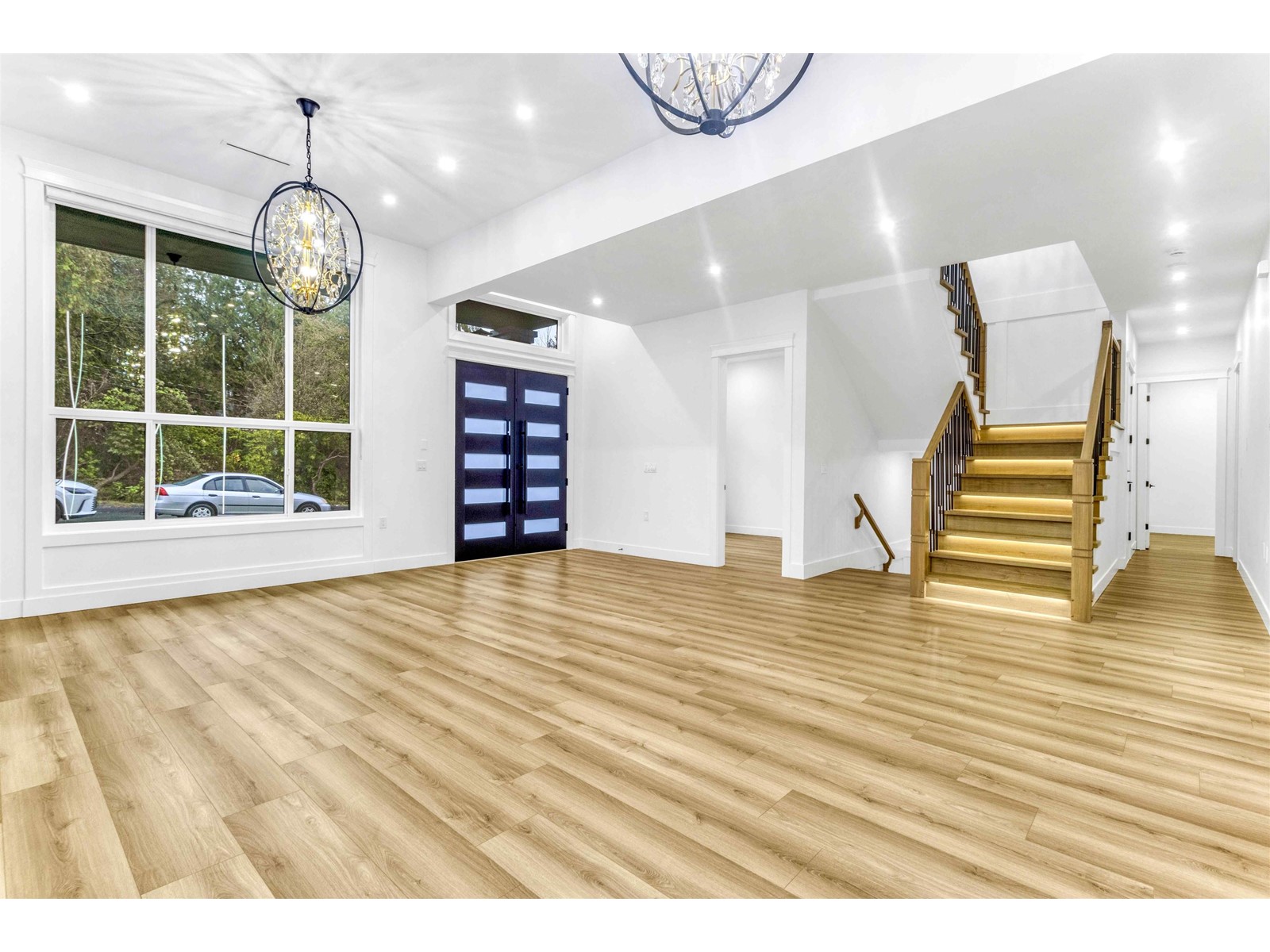 Property at 12693 106A AVENUE image 4