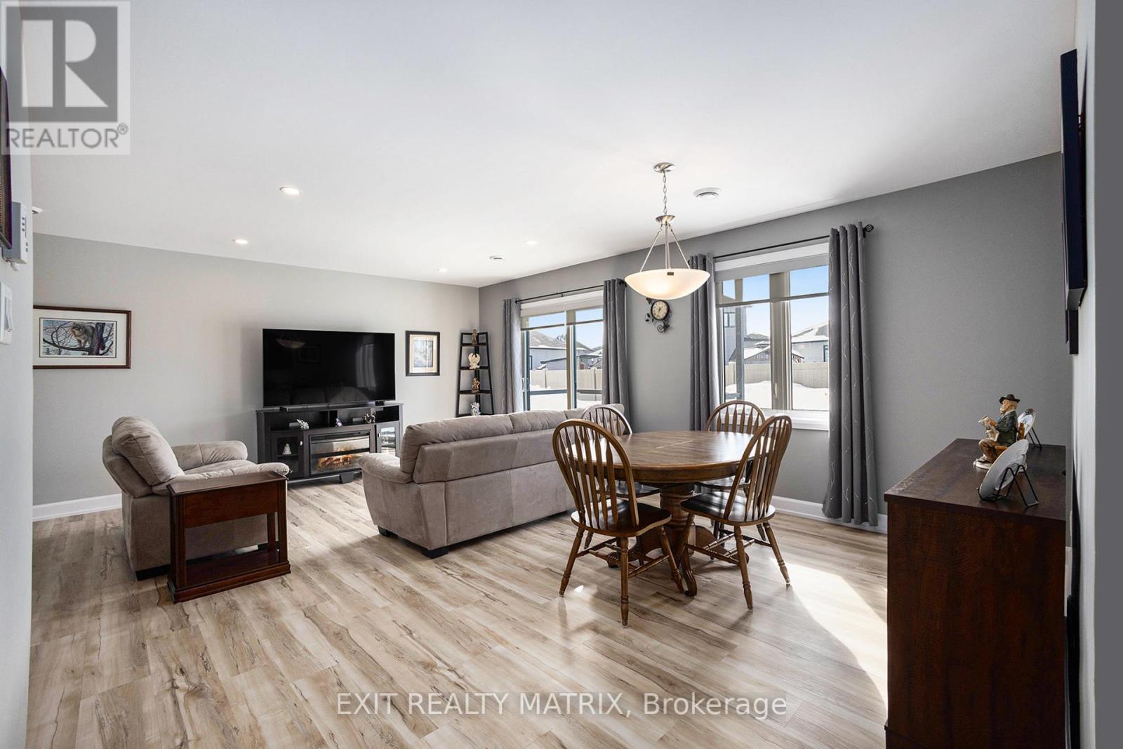 103 - 271 Belfort Street, Russell, Ontario  K0A 1W0 - Photo 6 - X11988848