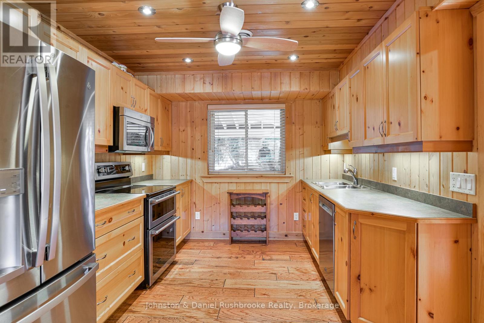 1159 Island Park Road, Muskoka Lakes, Ontario  P0B 1J0 - Photo 5 - X12043564