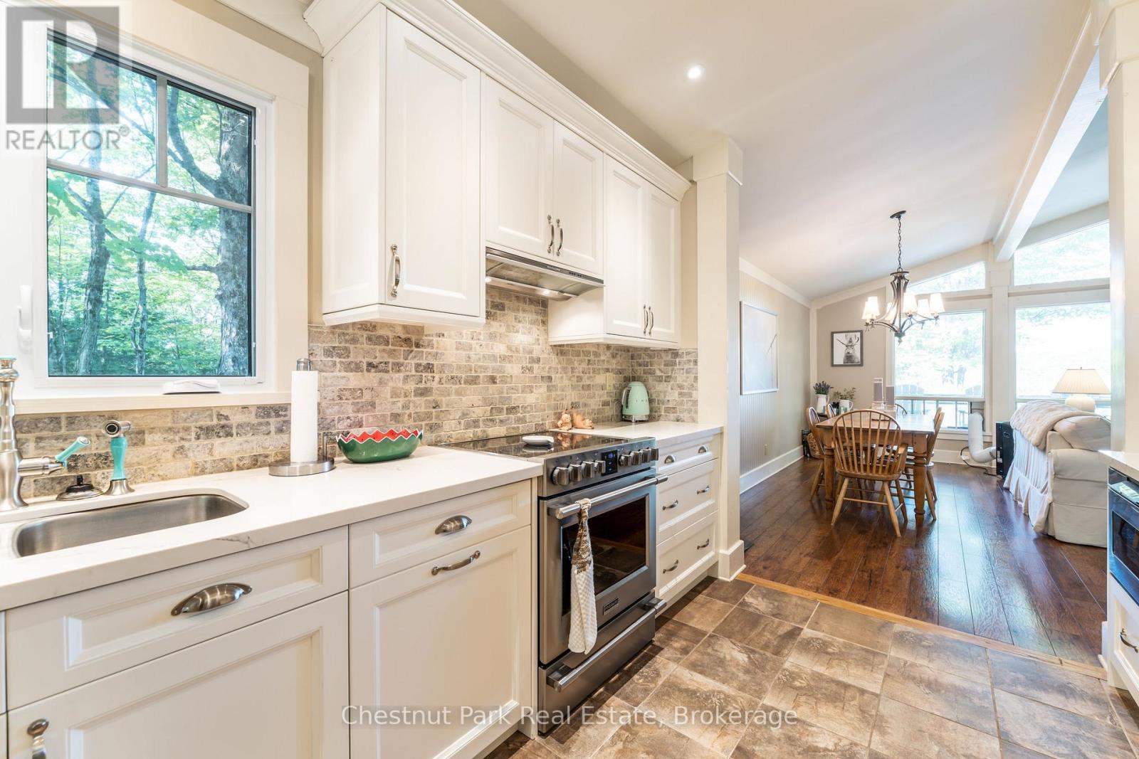 3 - 1184 Mortimers Point Road, Muskoka Lakes, Ontario  P0B 1J0 - Photo 10 - X12043650
