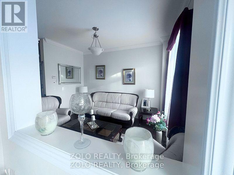 Property at 14 ALDRIDGE LANE image 5