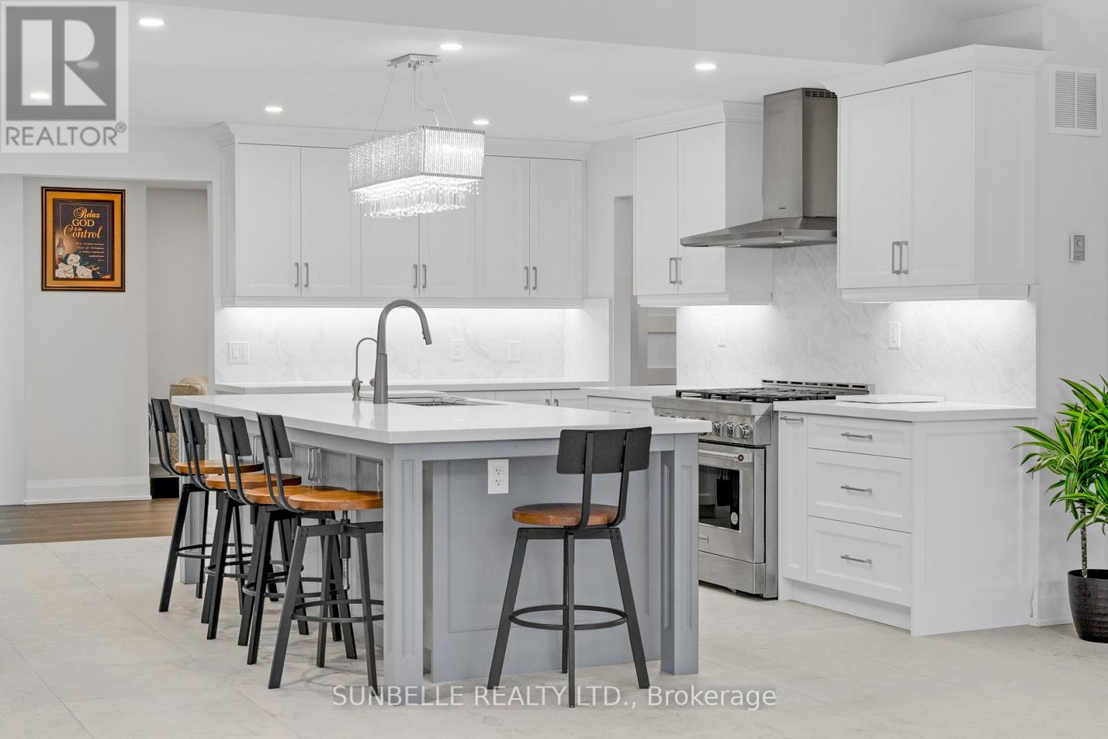 Property at 30 ARCHIBALD ROAD image 4