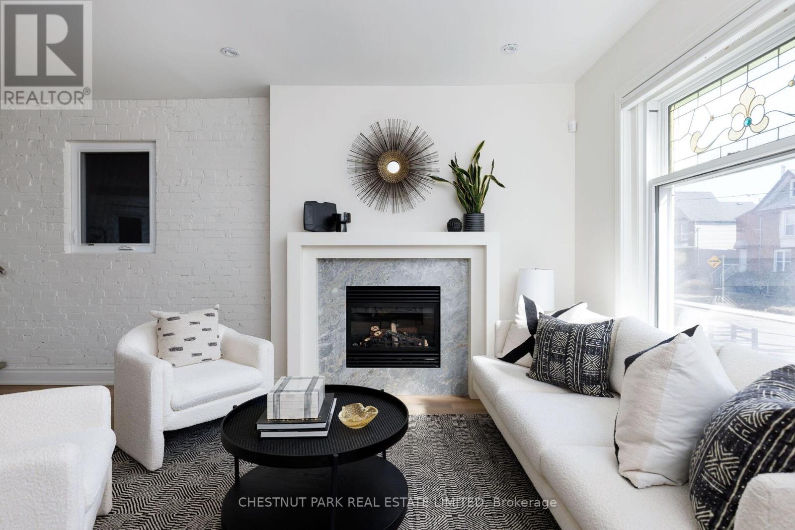 Property at 144 BARTON AVENUE image 4