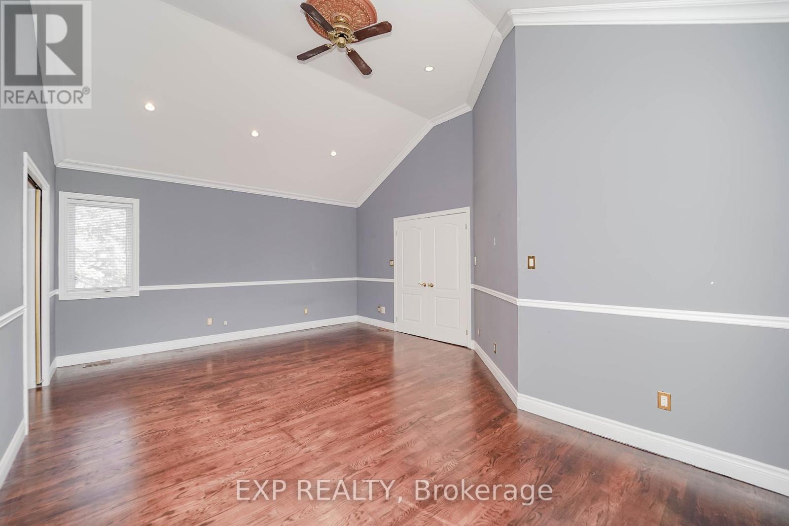 142 Hillsview Drive, Richmond Hill, Ontario  L4C 1T2 - Photo 24 - N12043702