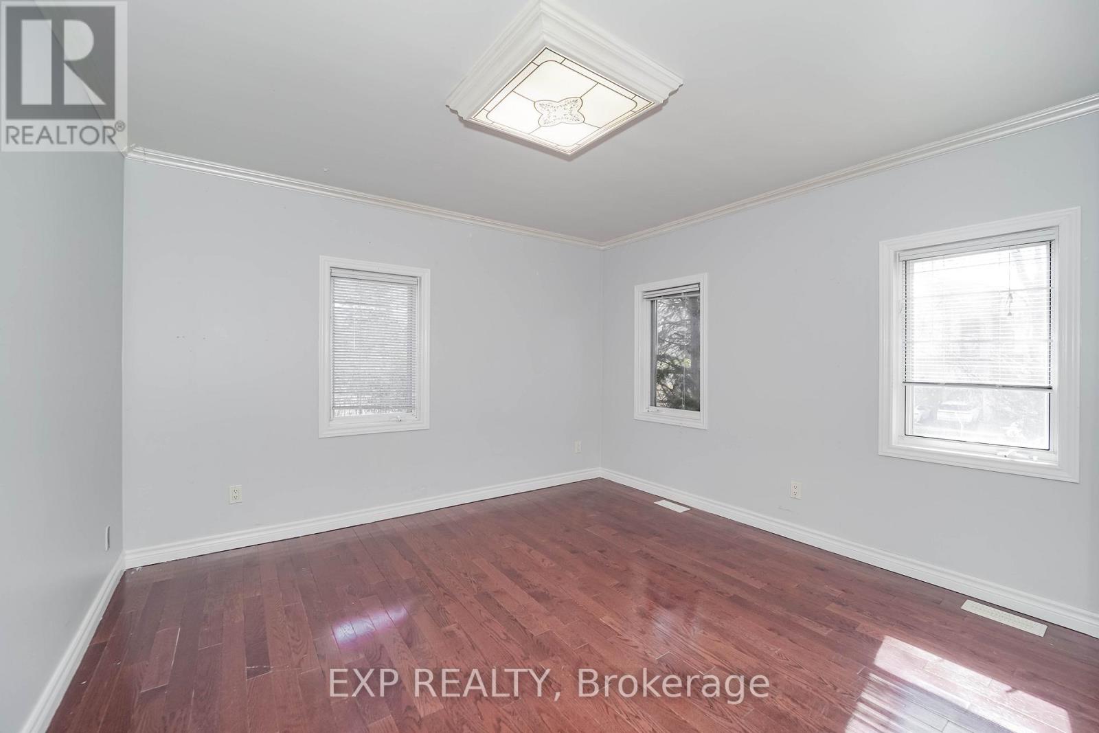 142 Hillsview Drive, Richmond Hill, Ontario  L4C 1T2 - Photo 34 - N12043702