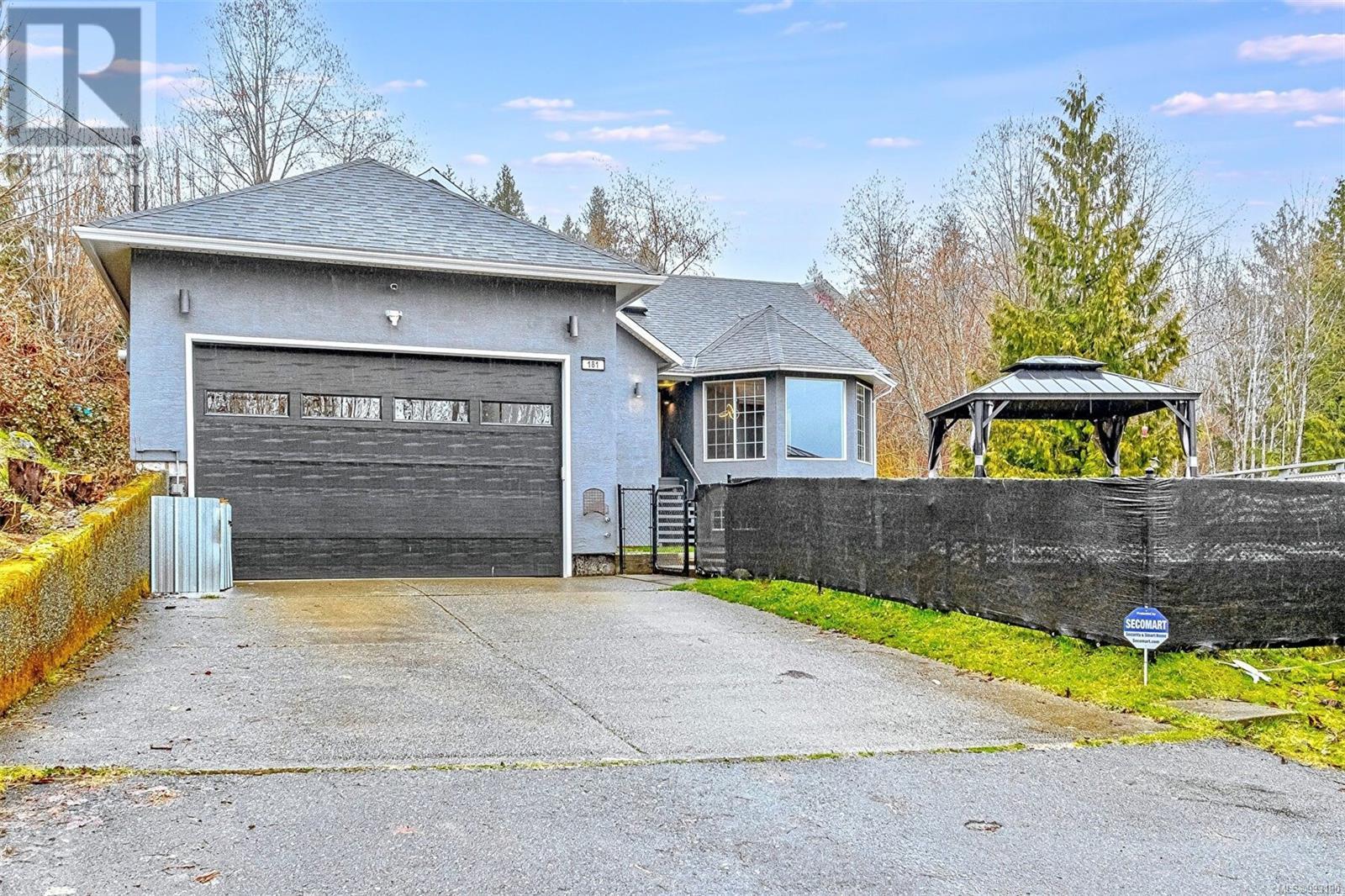 Property at 181 River Rd image 2