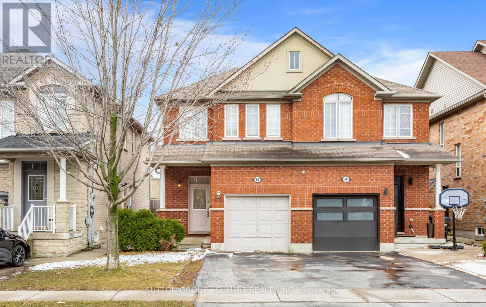 Property at 66 RUBYSILVER DRIVE image 3