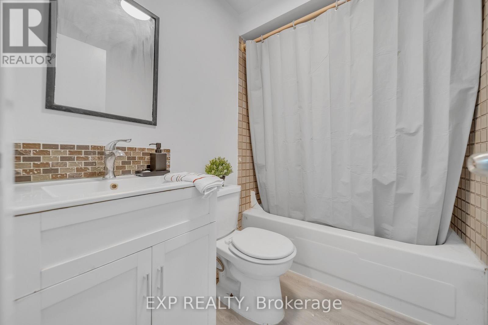 19 Gatwick Lane, Brampton, Ontario  L6S 2E4 - Photo 16 - W12043696