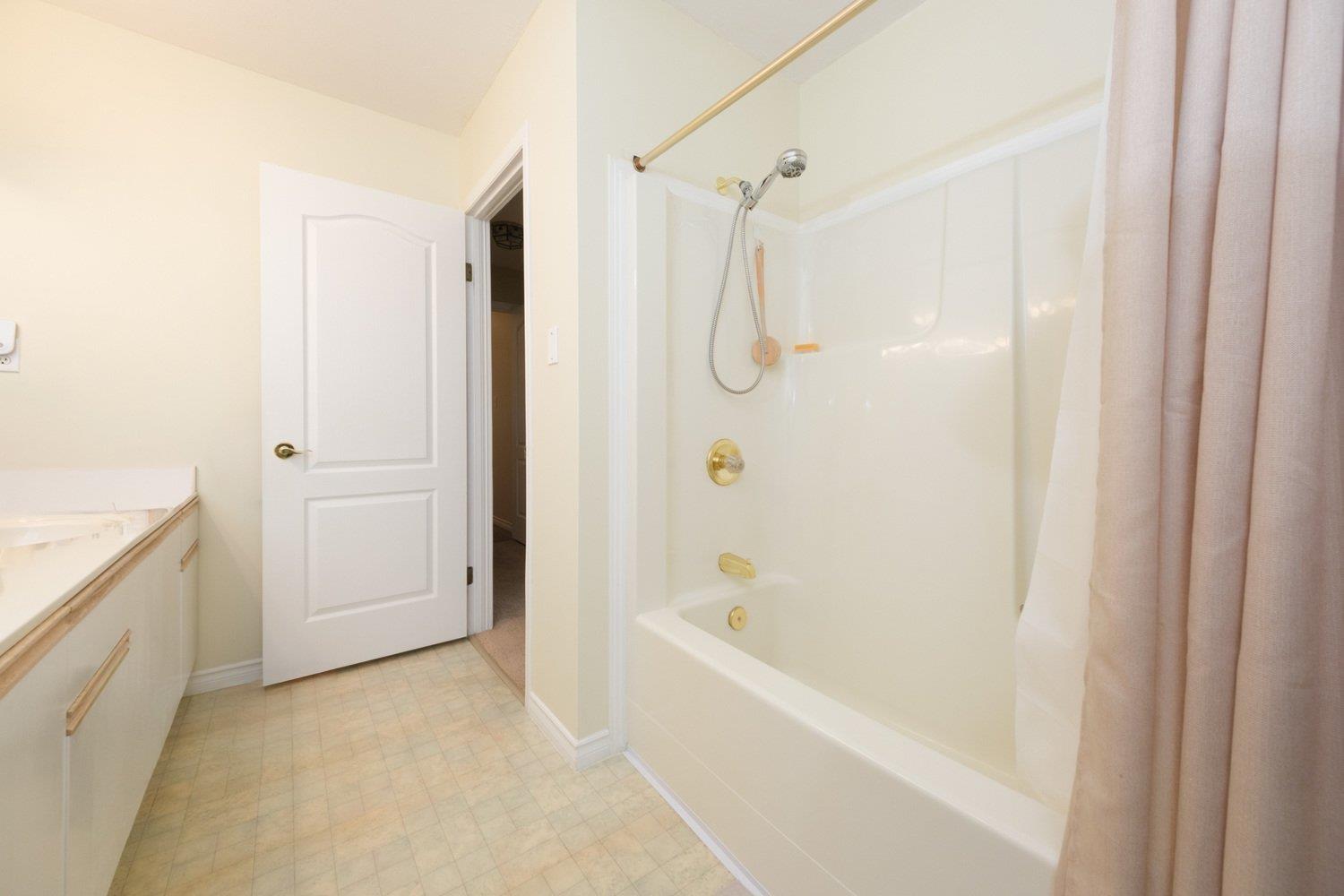 223 14861 98 Avenue, Surrey, British Columbia  V3R 0A2 - Photo 26 - R2982509