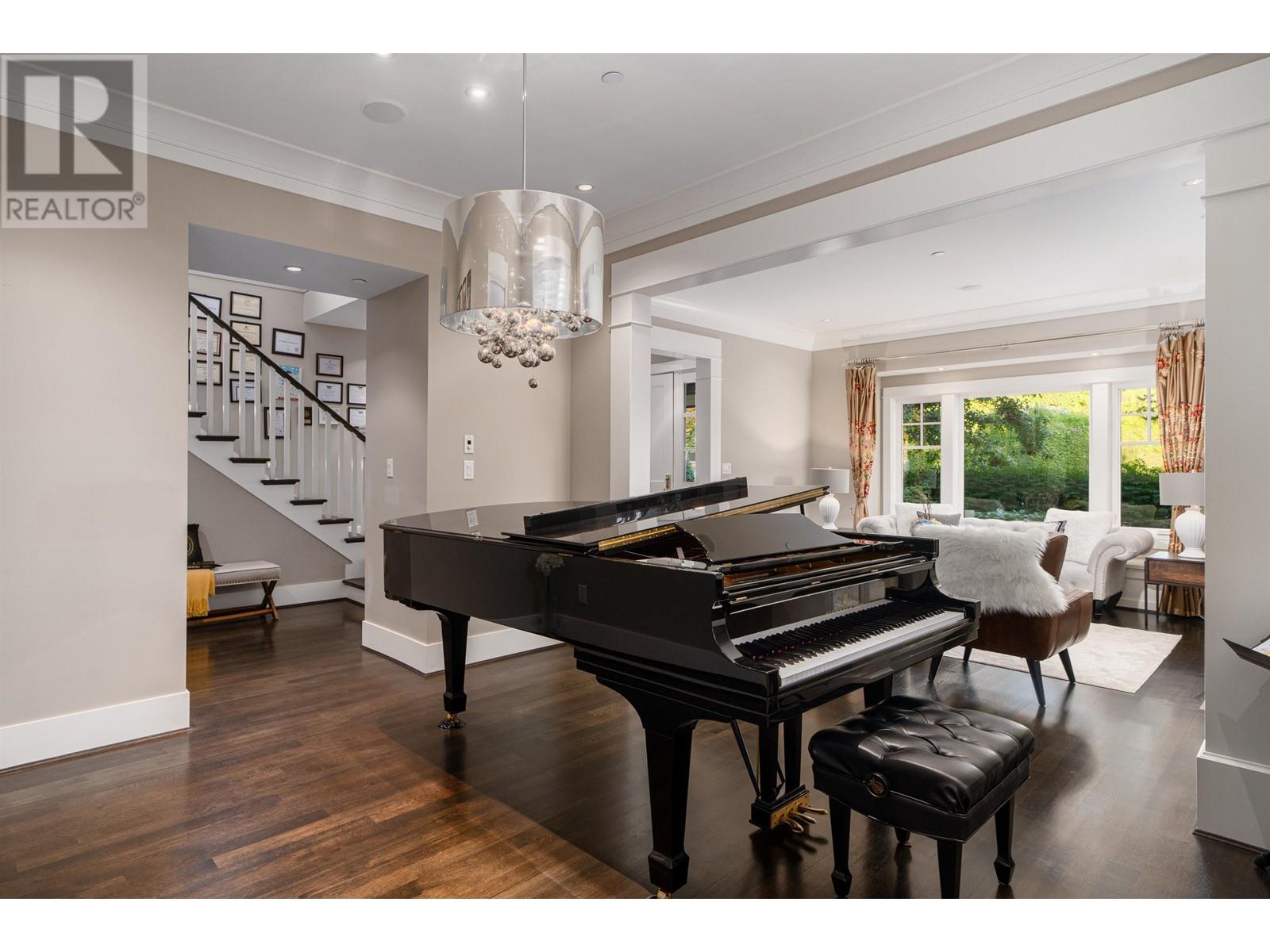 6479 Larch Street, Vancouver, British Columbia  V6M 4E8 - Photo 2 - R2974722
