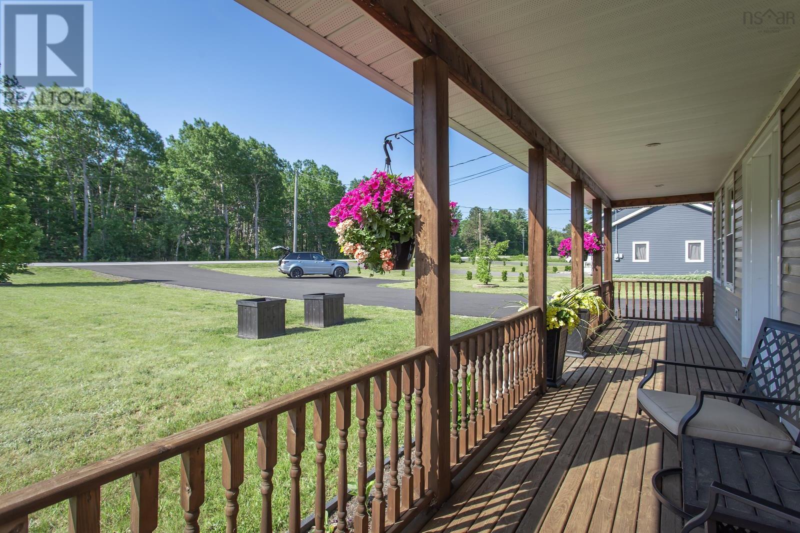 10015 Highway 201 Highway, South Farmington, Nova Scotia  B0P 1W0 - Photo 3 - 202505918