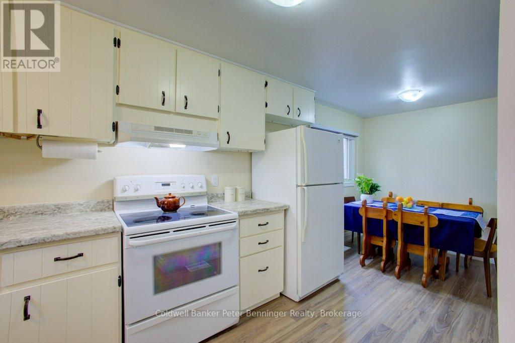 35 King Street, Kincardine, Ontario  N0G 2T0 - Photo 12 - X12043801